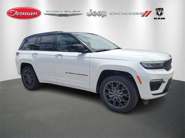 2025 Jeep Grand Cherokee GRAND CHEROKEE SUMMIT RESERVE 4X4