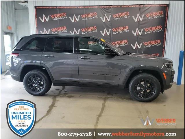 2025 Jeep Grand Cherokee GRAND CHEROKEE ALTITUDE X 4X4