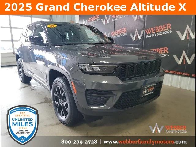 2025 Jeep Grand Cherokee GRAND CHEROKEE ALTITUDE X 4X4