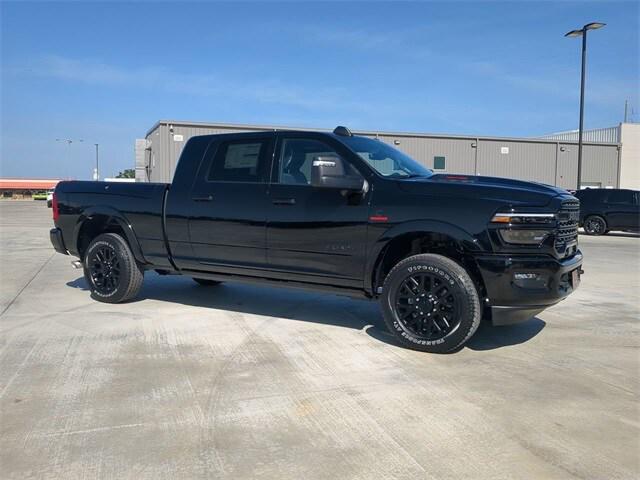 2025 RAM Ram 2500 RAM 2500 LIMITED MEGA CAB 4X4 64 BOX