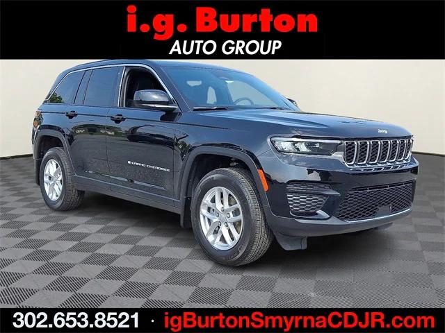 2025 Jeep Grand Cherokee GRAND CHEROKEE LAREDO X 4X4