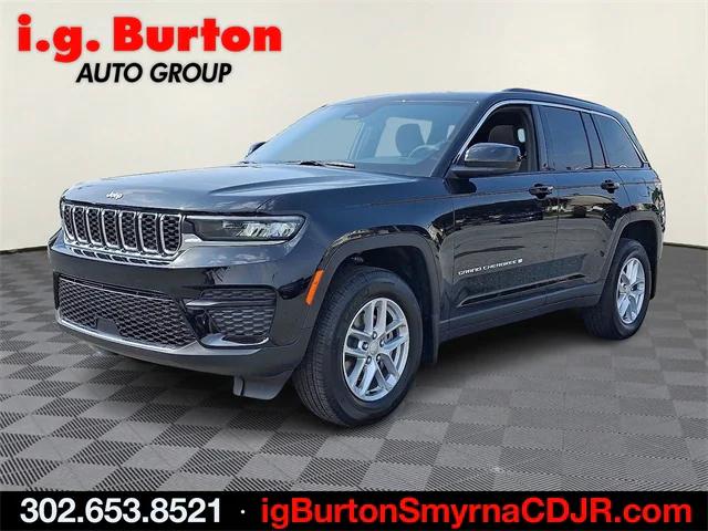 2025 Jeep Grand Cherokee GRAND CHEROKEE LAREDO X 4X4