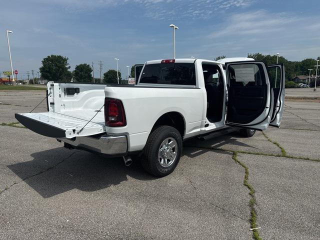 2025 RAM Ram 3500 RAM 3500 TRADESMAN CREW CAB 4X4 64 BOX