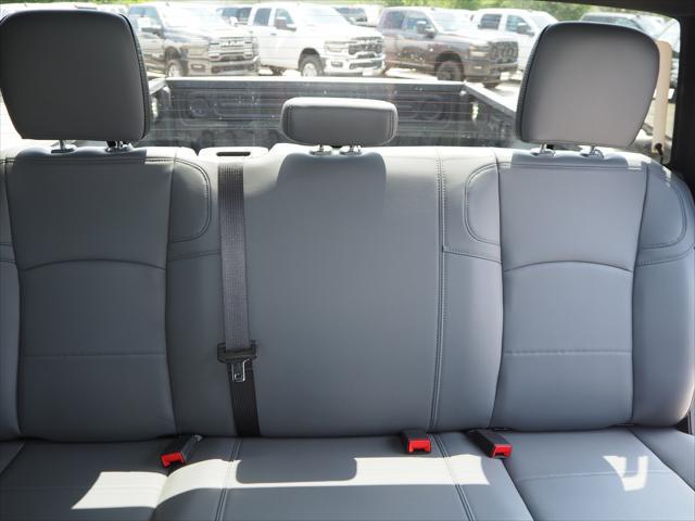 2025 RAM Ram 2500 RAM 2500 TRADESMAN CREW CAB 4X4 64 BOX