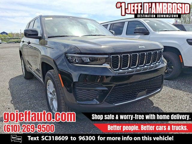 2025 Jeep Grand Cherokee GRAND CHEROKEE LAREDO X 4X4