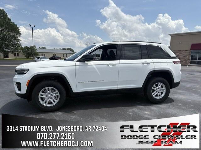 2025 Jeep Grand Cherokee GRAND CHEROKEE LAREDO 4X2