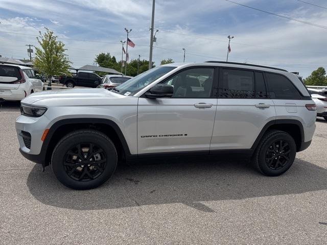 2025 Jeep Grand Cherokee GRAND CHEROKEE ALTITUDE 4X4