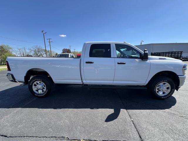 2025 RAM Ram 2500 RAM 2500 TRADESMAN CREW CAB 4X4 8 BOX