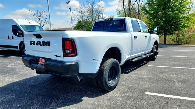 2025 RAM Ram 3500 RAM 3500 TRADESMAN CREW CAB 4X4 8 BOX