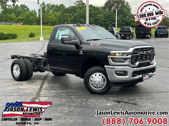 2025 RAM Ram 3500 Chassis Cab RAM 3500 TRADESMAN CHASSIS REGULAR CAB 4X4 60 CA