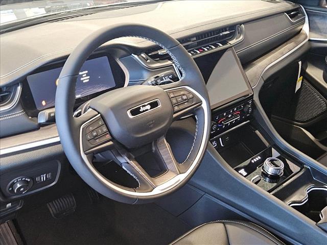 2025 Jeep Grand Cherokee GRAND CHEROKEE L LIMITED 4X4 2025 Jeep Grand Cherokee GRAND CHEROKEE L LIMITED 4X4