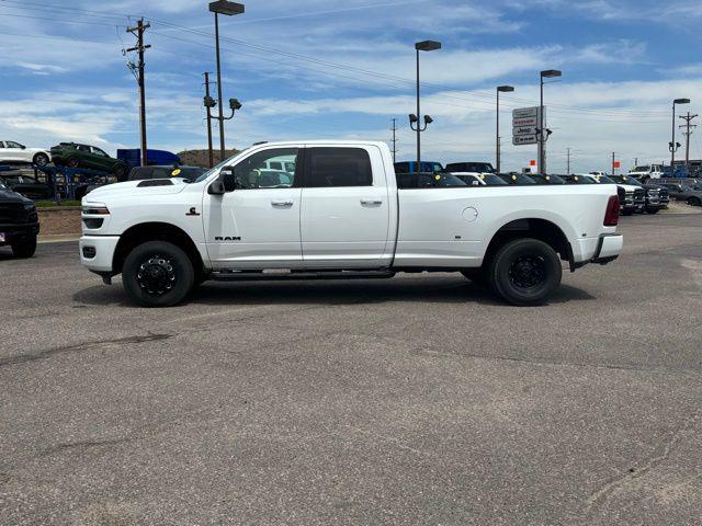2025 RAM Ram 3500 RAM 3500 LARAMIE CREW CAB 4X4 8 BOX