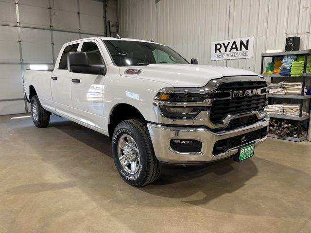 2025 RAM Ram 2500 RAM 2500 TRADESMAN CREW CAB 4X4 8 BOX