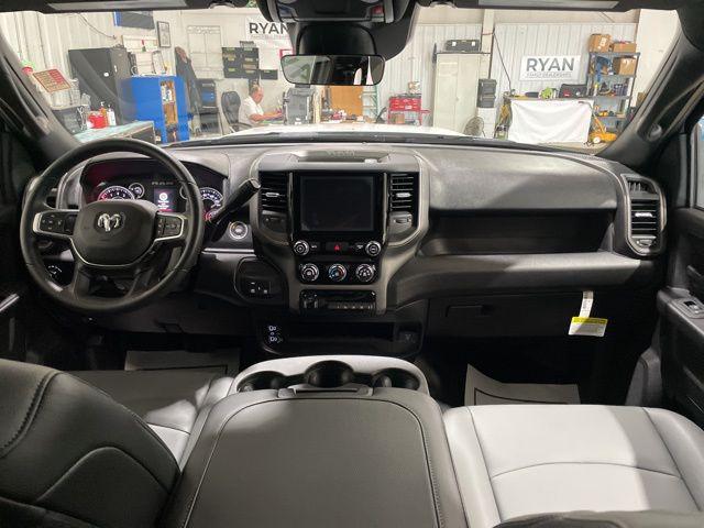 2025 RAM Ram 2500 RAM 2500 TRADESMAN CREW CAB 4X4 8 BOX