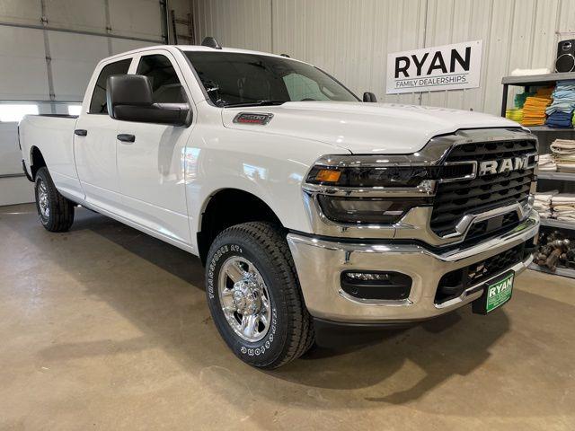 2025 RAM Ram 2500 RAM 2500 TRADESMAN CREW CAB 4X4 8 BOX