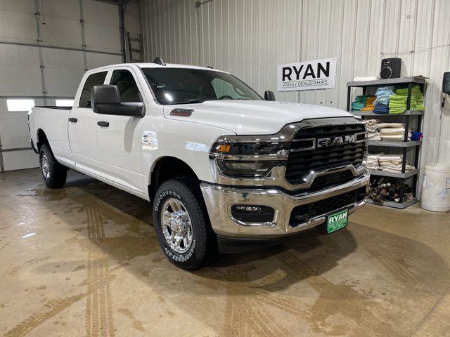 2025 RAM Ram 2500 RAM 2500 TRADESMAN CREW CAB 4X4 8 BOX