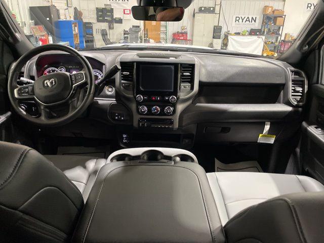 2025 RAM Ram 2500 RAM 2500 TRADESMAN CREW CAB 4X4 8 BOX
