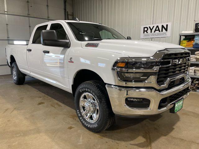 2025 RAM Ram 2500 RAM 2500 TRADESMAN CREW CAB 4X4 8 BOX