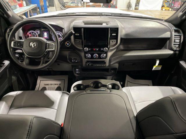 2025 RAM Ram 2500 RAM 2500 TRADESMAN CREW CAB 4X4 8 BOX