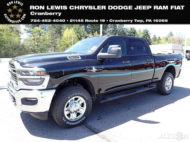 2025 RAM Ram 3500 RAM 3500 TRADESMAN CREW CAB 4X4 64 BOX