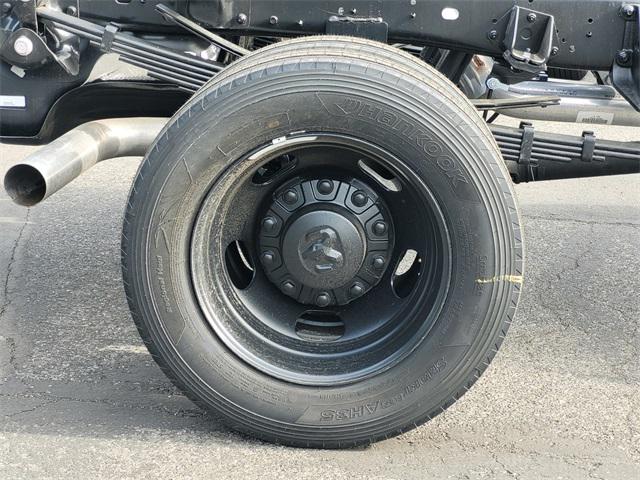2025 RAM Ram 5500 Chassis Cab RAM 5500 TRADESMAN CHASSIS REGULAR CAB 4X2 120 CA