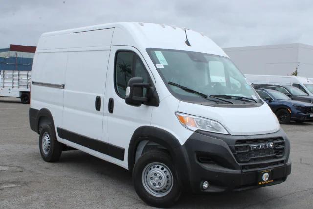 2025 RAM Ram ProMaster RAM PROMASTER 1500 TRADESMAN CARGO VAN HIGH ROOF 136 WB