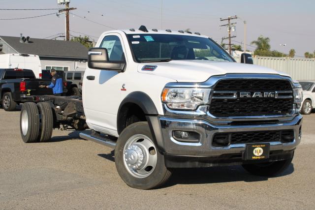 2025 RAM 5500 Chassis RAM 5500 TRADESMAN CHASSIS REGULAR CAB 4X2 60 CA