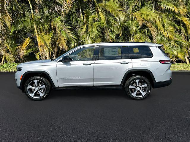 2025 Jeep Grand Cherokee GRAND CHEROKEE L LIMITED 4X4