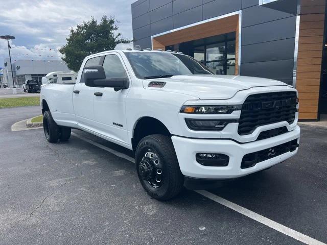 2025 RAM Ram 3500 RAM 3500 BIG HORN CREW CAB 4X4 8 BOX