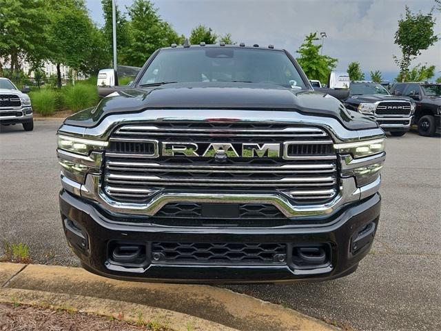 2025 RAM Ram 3500 RAM 3500 LARAMIE MEGA CAB 4X4 64 BOX
