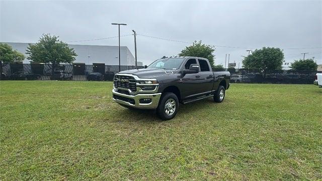 2025 RAM Ram 2500 RAM 2500 TRADESMAN CREW CAB 4X4 64 BOX