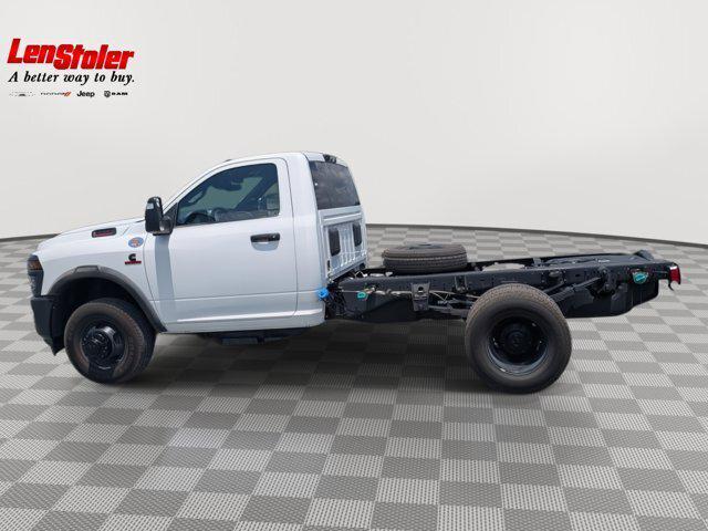 2025 RAM Ram 3500 Chassis Cab RAM 3500 TRADESMAN CHASSIS REGULAR CAB 4X4 60 CA