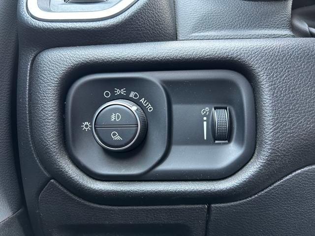 2022 Ram 1500 Big Horn Quad Cab 4x2 6'4" Box