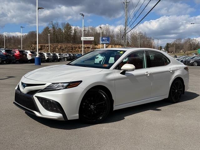 2022 Toyota Camry XSE Hybrid