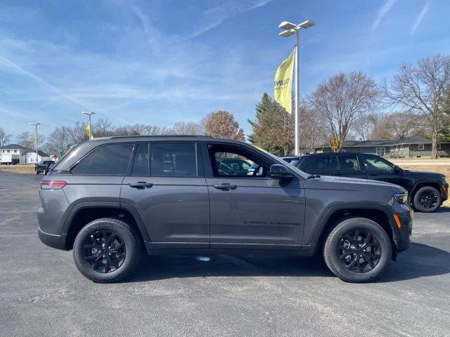 2025 Jeep Grand Cherokee GRAND CHEROKEE ALTITUDE X 4X4