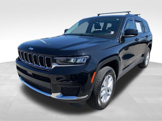 2022 Jeep Grand Cherokee L Laredo 4x4