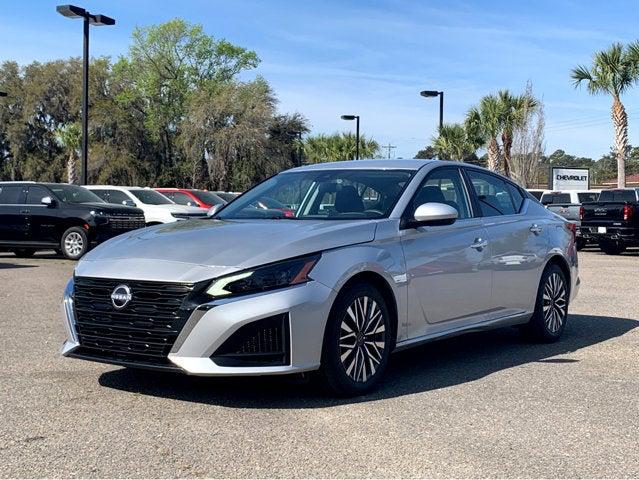 2023 Nissan Altima SV FWD