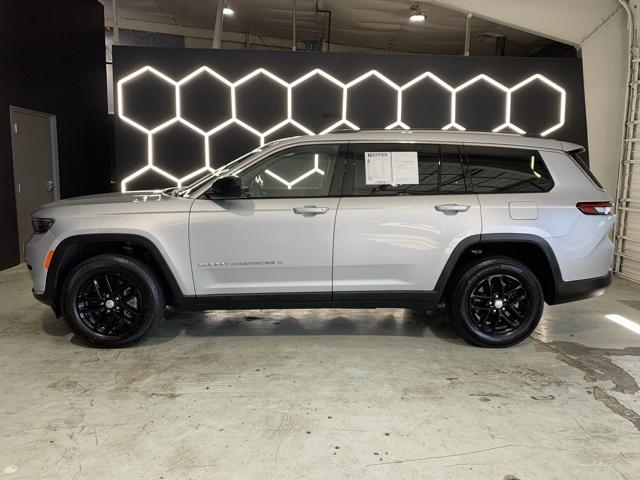2023 Jeep Grand Cherokee L Laredo 4x4