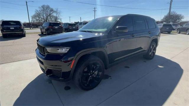 2023 Jeep Grand Cherokee L Altitude 4x4 2023 Jeep Grand Cherokee L Altitude 4x4