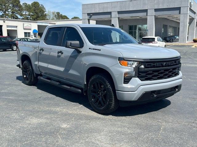 2024 Chevrolet Silverado 1500 4WD Crew Cab Short Bed Custom