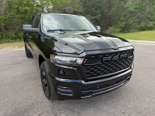 2025 RAM Ram 1500 RAM 1500 TRADESMAN QUAD CAB 4X2 64 BOX