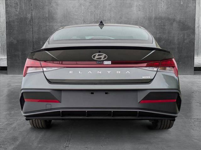 2025 Hyundai Elantra Hybrid SEL Sport