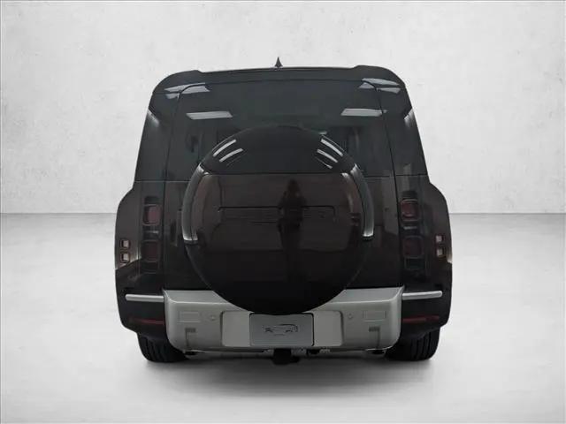 2025 Land Rover Defender 130 P400 S