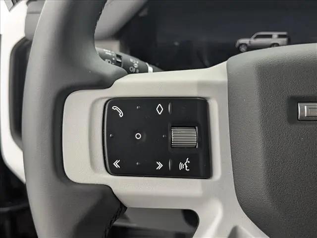 2025 Land Rover Defender 130 P400 S