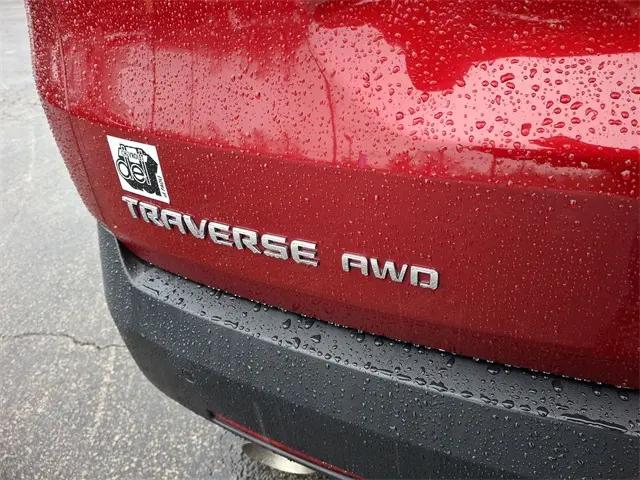 2022 Chevrolet Traverse AWD LT Leather