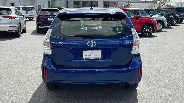 2014 Toyota Prius v Three