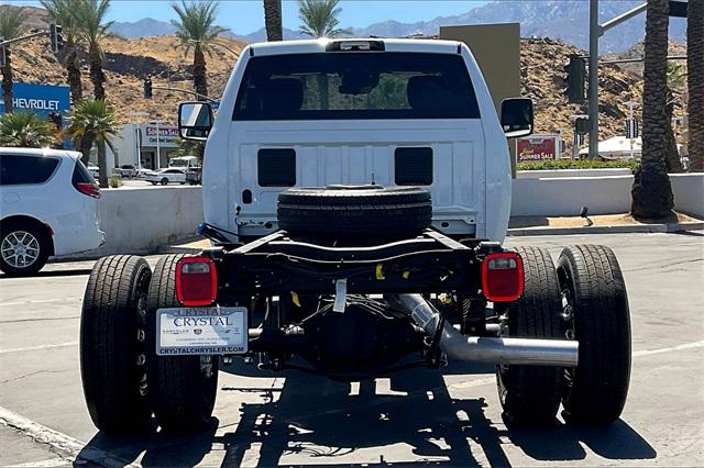 2025 RAM Ram 3500 Chassis Cab RAM 3500 TRADESMAN CHASSIS REGULAR CAB 4X4 84 CA 2025 RAM Ram 3500 Chassis Cab RAM 3500 TRADESMAN CHASSIS REGULAR CAB 4X4 84 CA