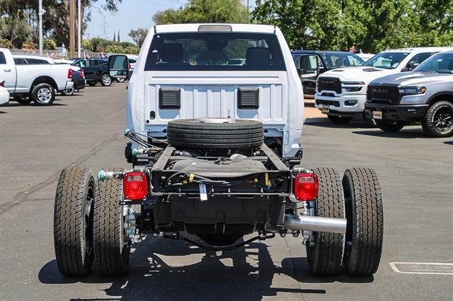 2025 RAM Ram 5500 Chassis Cab RAM 5500 TRADESMAN CHASSIS REGULAR CAB 4X4 120 CA