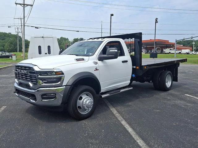 2025 RAM Ram 5500 Chassis Cab RAM 5500 TRADESMAN CHASSIS REGULAR CAB 4X2 84 CA 2025 RAM Ram 5500 Chassis Cab RAM 5500 TRADESMAN CHASSIS REGULAR CAB 4X2 84 CA
