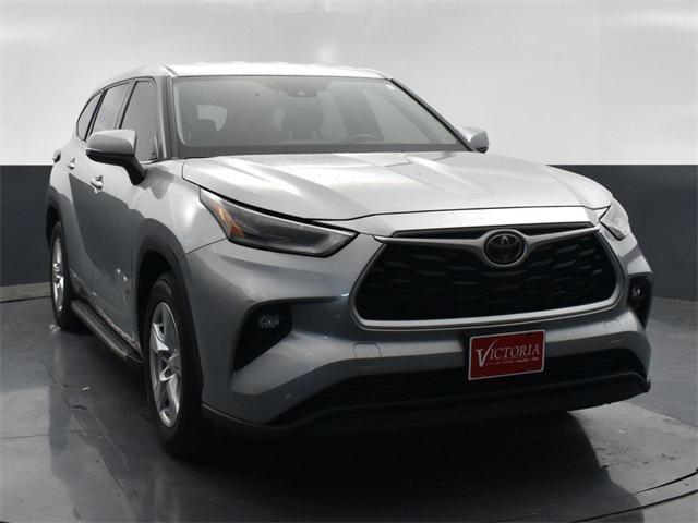 2021 Toyota Highlander LE